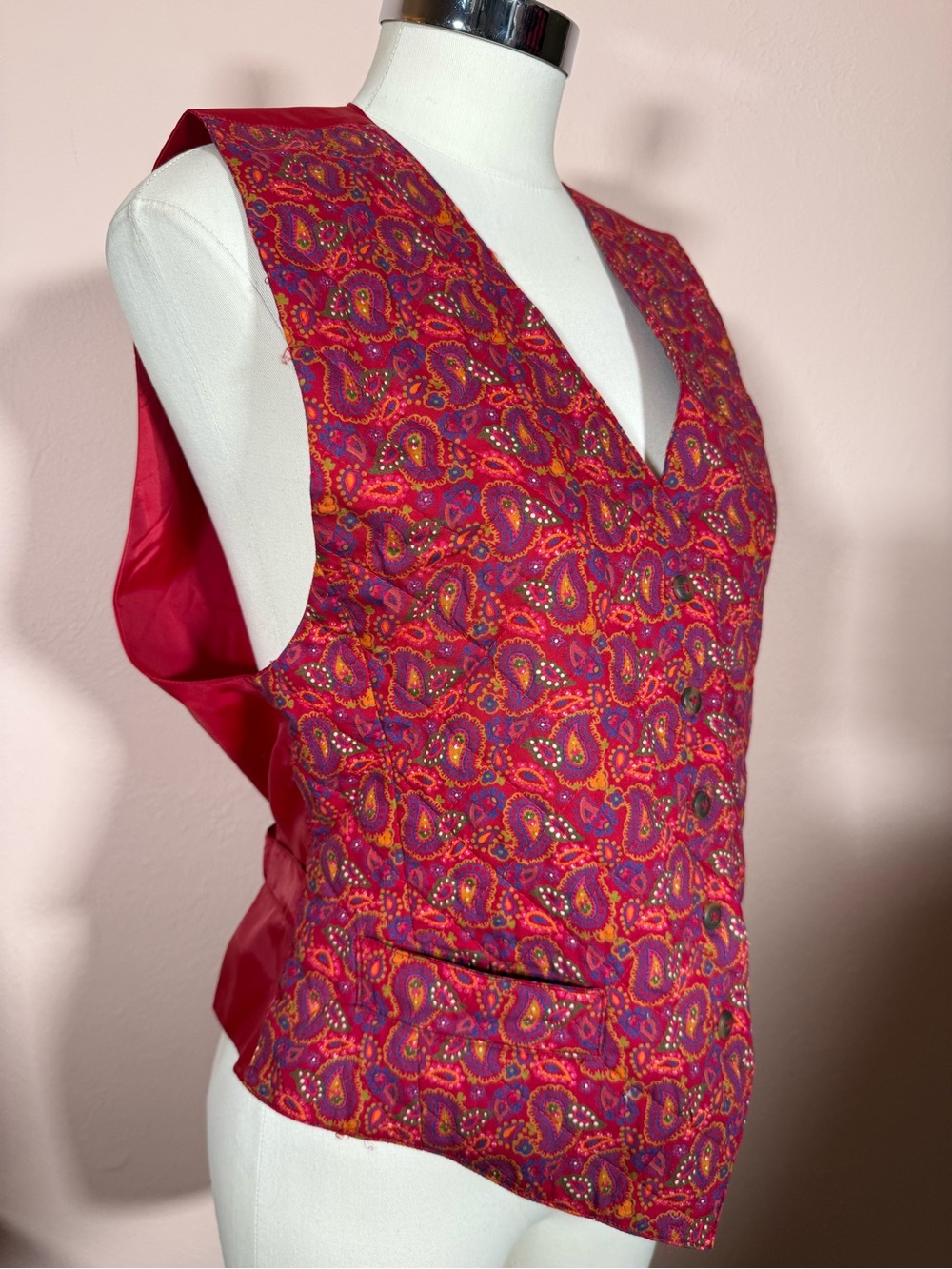 Vintage Liz Claiborne Burgundy paisley Quilted Waist coat vest medium